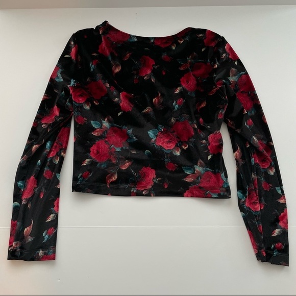 Autumn Adeigbo Rowenna Cutout Blouse velvet floral long sleeve crop 12 - Picture 3 of 10